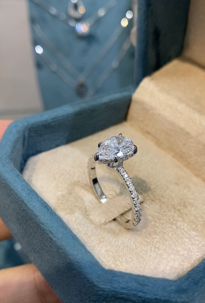 Bague Poire