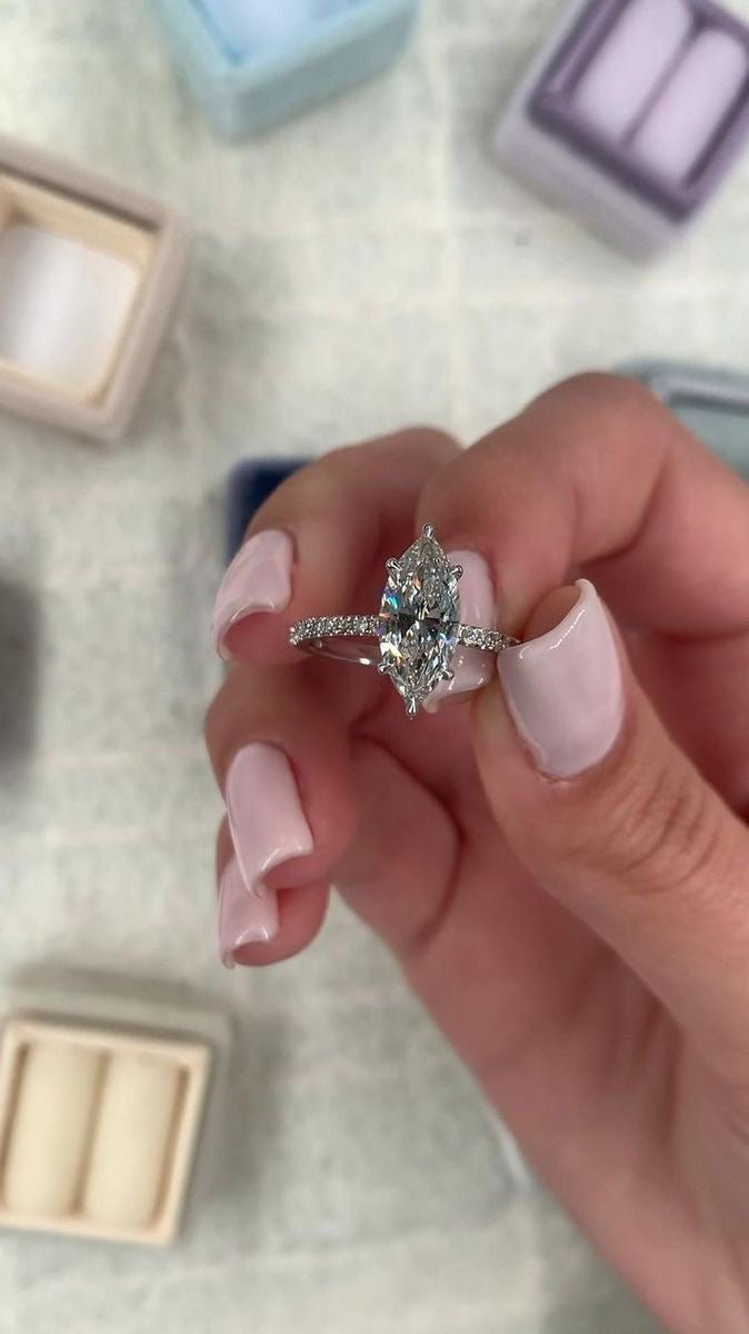 Bague Marquise