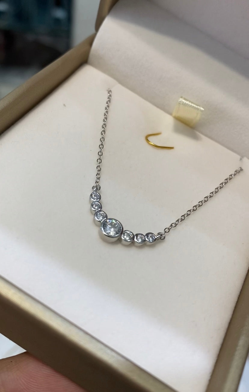 collier Bubbles
