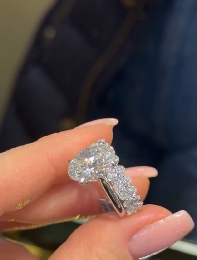 bague royale ovale